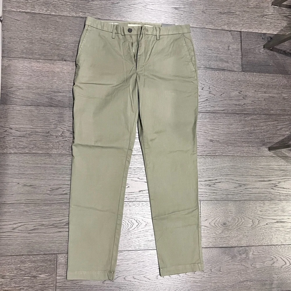 Banana Republic Olive Green Slim Chino Pants